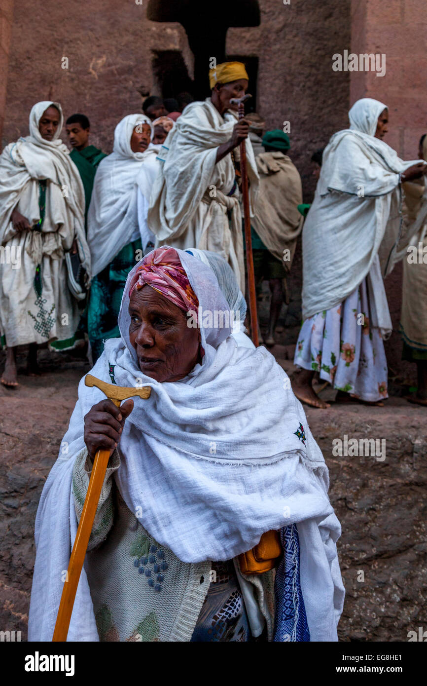 Pellegrini cristiani In Lalibela al tempo di Natale, Etiopia Foto Stock