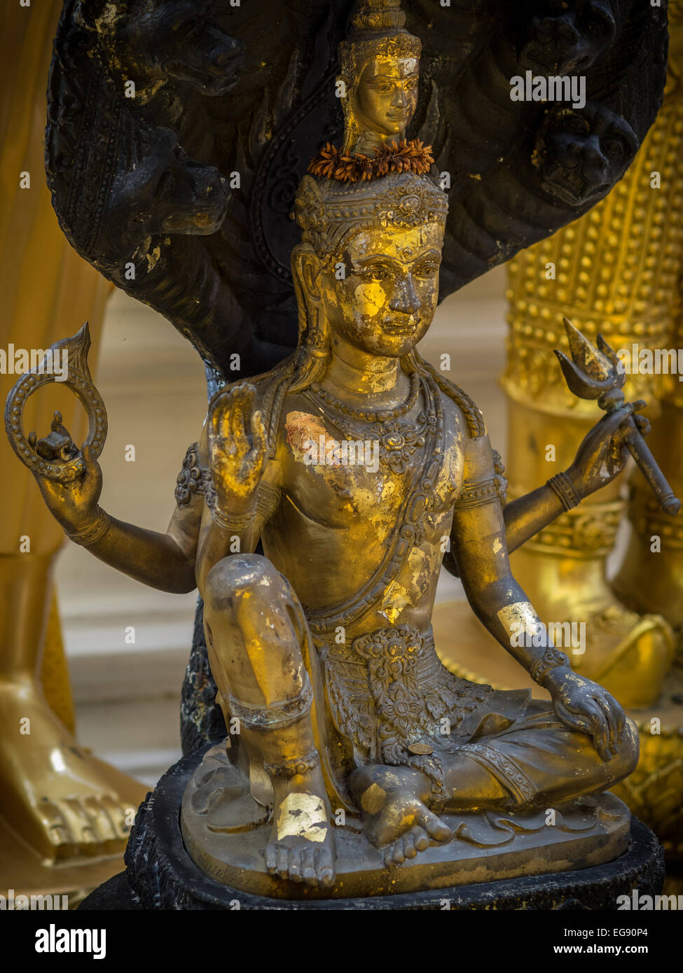 Statue al tempio Doi Suthep in Chiang Mai Thailandia Foto Stock