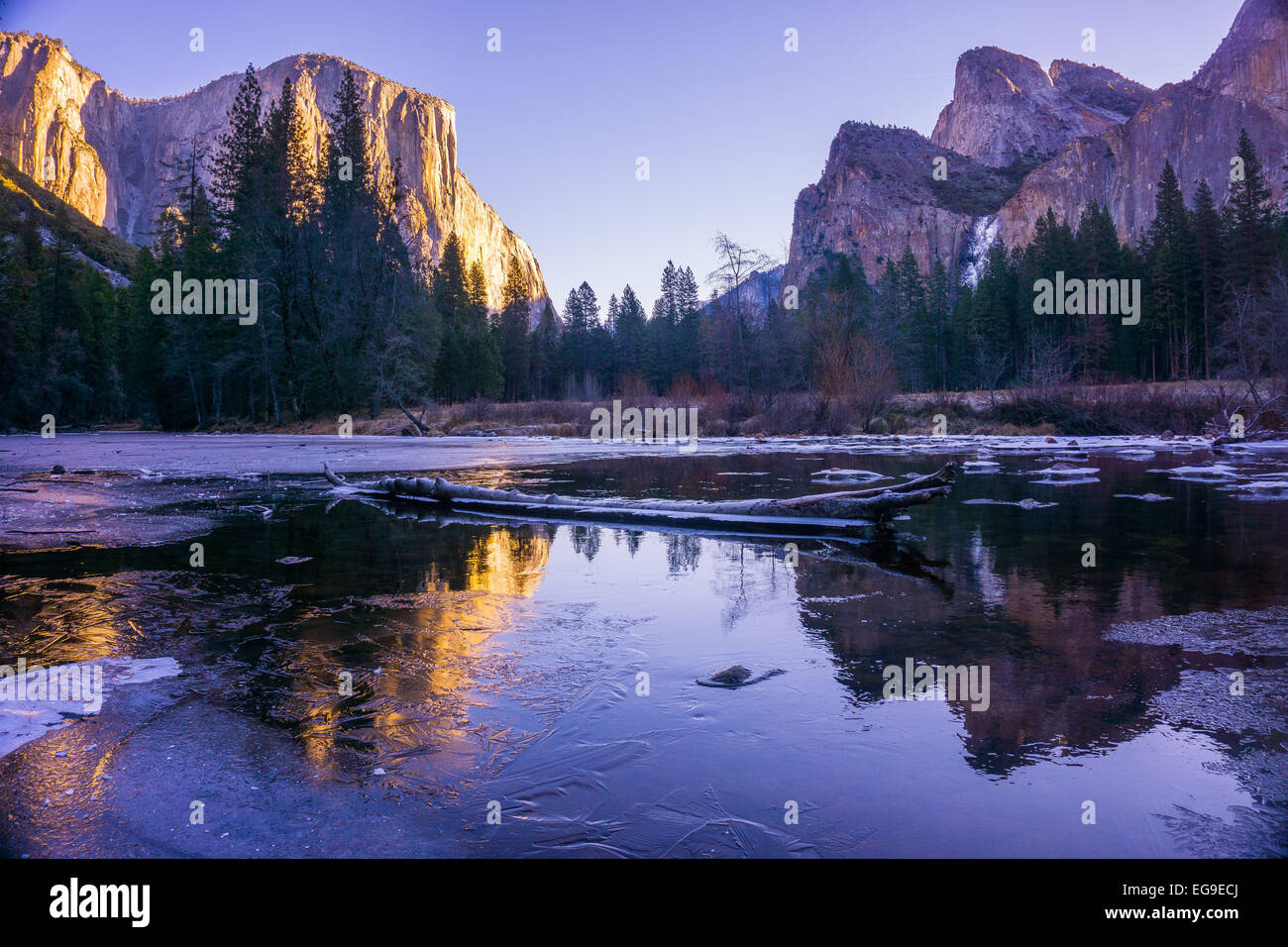 Stati Uniti d'America, in California, del Parco Nazionale Yosemite, di Yosemite Valley di sunrise Foto Stock
