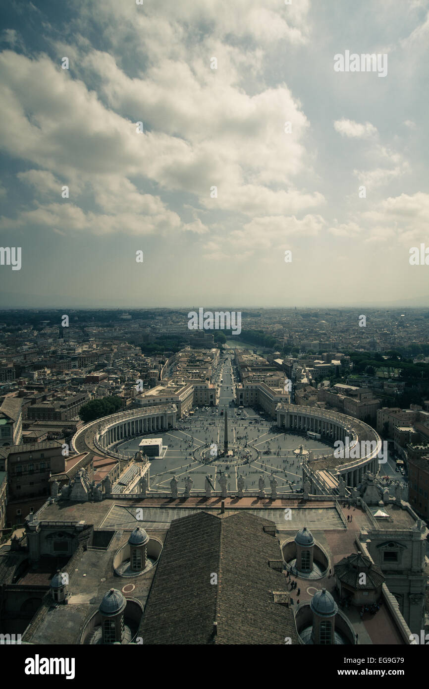 Antenna (top) vista di Piazza San Pietro - Stato della Città del Vaticano Foto Stock