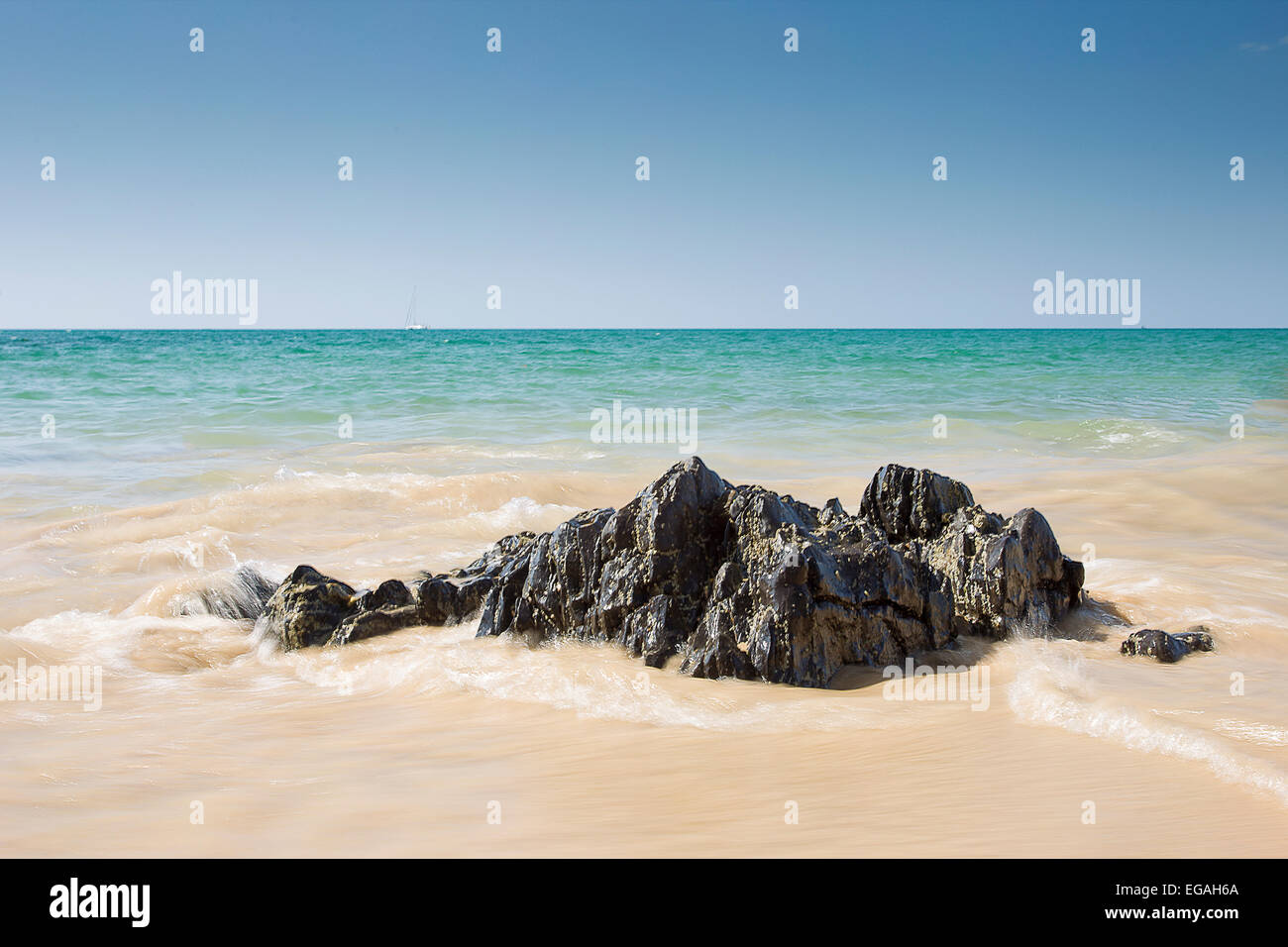 Un paesaggio di Khao Lak linea costiera in Thailandia Foto Stock