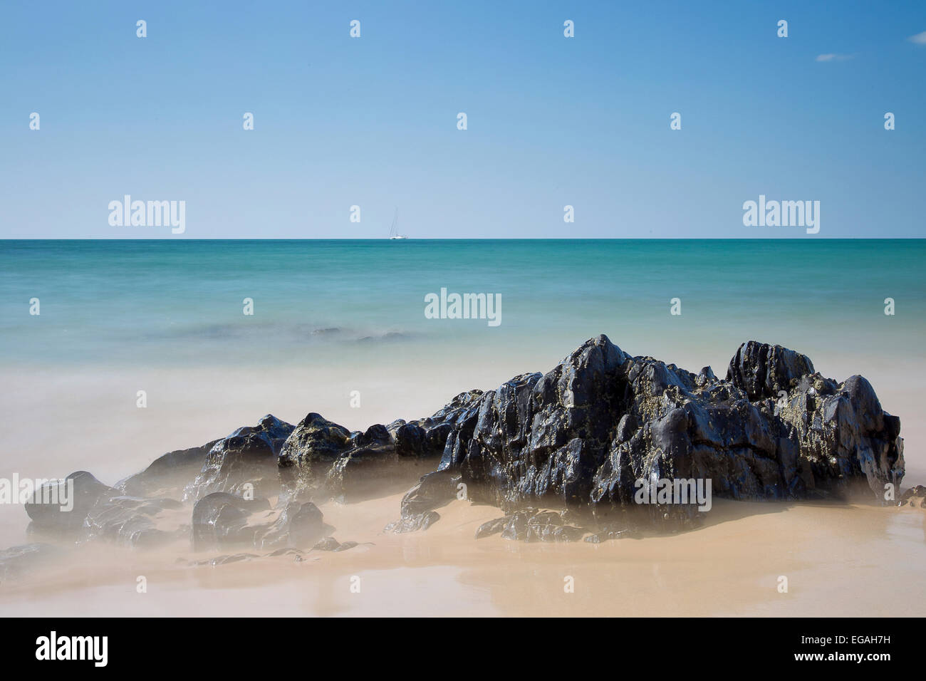 Un paesaggio di Khao Lak linea costiera in Thailandia Foto Stock