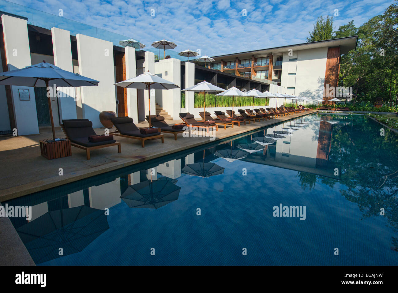 Splendido resort piscina, Chiang Mai, Thailandia Foto Stock