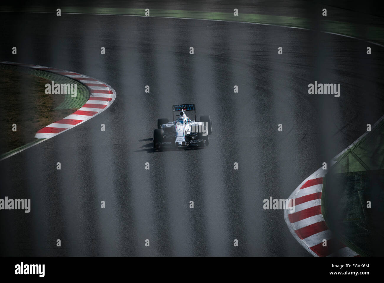Barcellona, Spagna. Il 19 febbraio, 2015. SUSIE WOLFF (GBR) aziona una Williams durante il giorno 01 di Formula Uno test pre-stagione sul Circuito de Catalunya di Barcellona Foto Stock