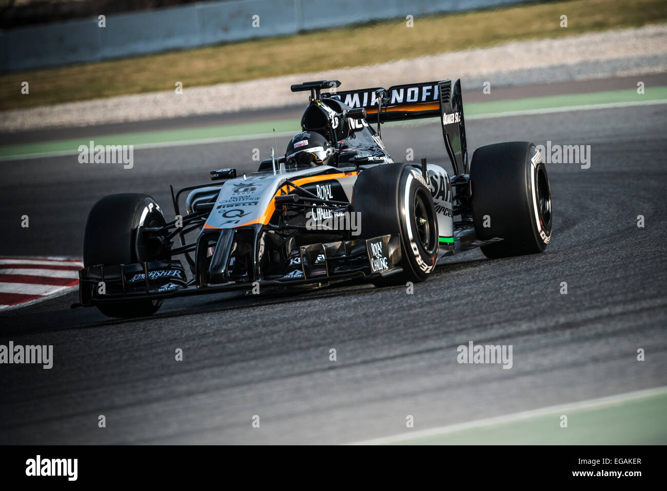 Barcellona, Spagna. Il 19 febbraio, 2015. PASCAL WEHRLEIN (GER) aziona una Force India durante il giorno 01 di Formula Uno test pre-stagione sul Circuito de Catalunya di Barcellona Foto Stock