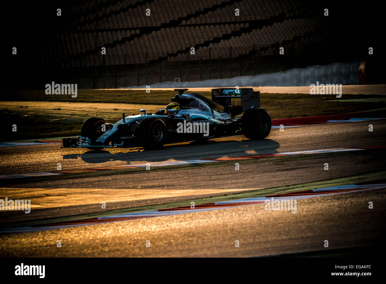 Barcellona, Spagna. Il 19 febbraio, 2015. PASCAL WEHRLEIN (GER) aziona una Mercedes durante il giorno 01 di Formula Uno test pre-stagione sul Circuito de Catalunya di Barcellona Foto Stock