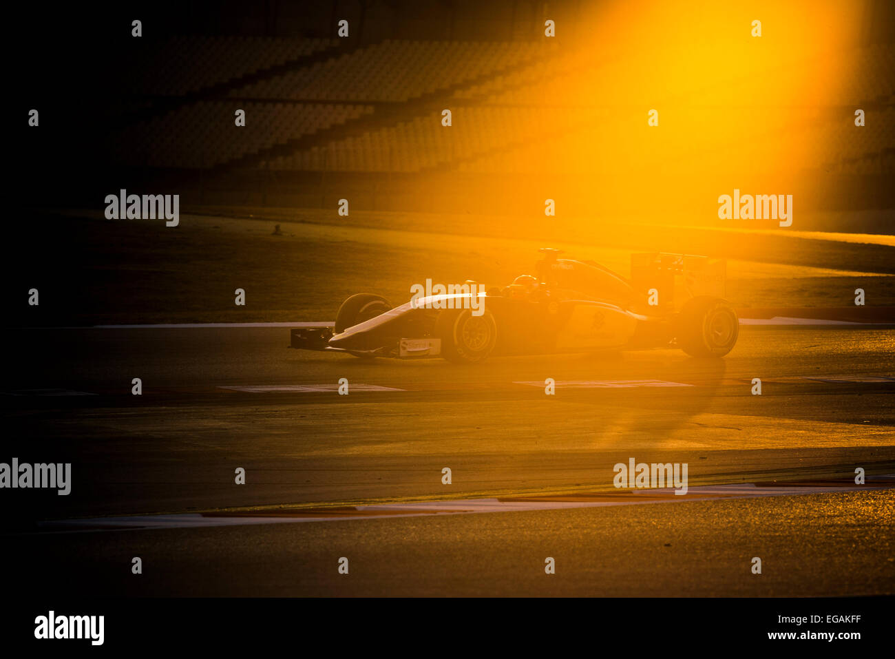 Barcellona, Spagna. Il 19 febbraio, 2015. FELIPE NASR (BRA) aziona una Sauber durante il giorno 01 di Formula Uno test pre-stagione sul Circuito de Catalunya di Barcellona Foto Stock