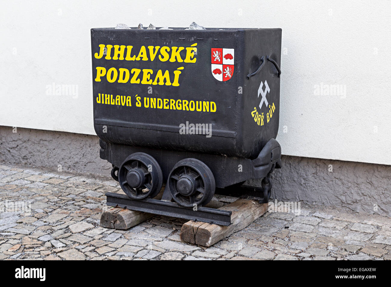 Carro di data mining a Jihlavske Podzemi, museo sotterraneo tour, Jihlava, Repubblica Ceca Foto Stock