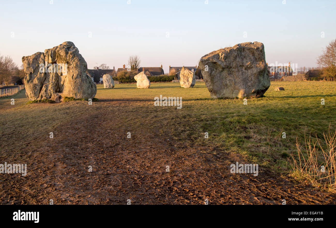 Neolitico di Avebury Stone Circle e henge, Wiltshire, Inghilterra Foto Stock