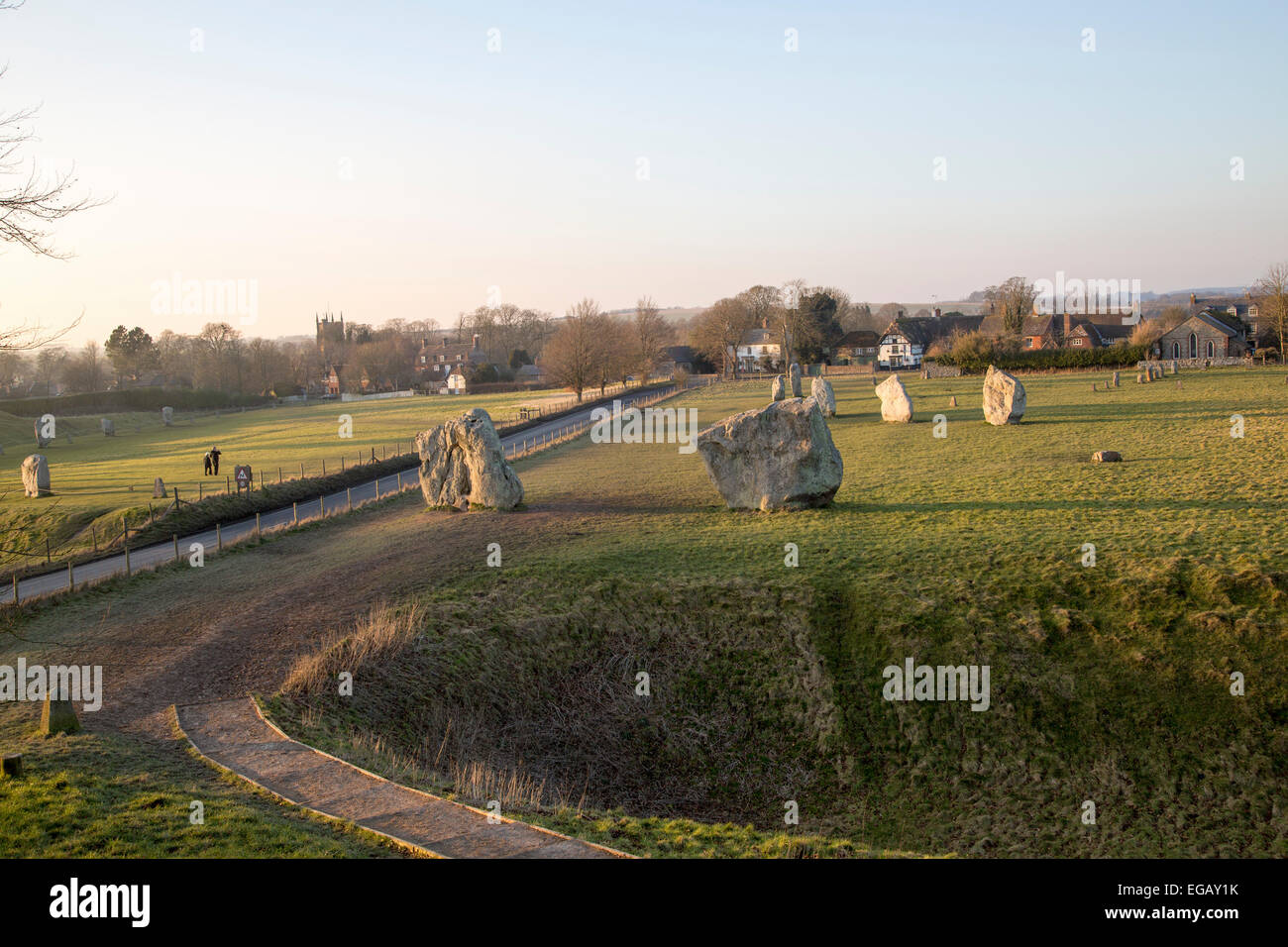 Neolitico di Avebury Stone Circle e henge, Wiltshire, Inghilterra Foto Stock