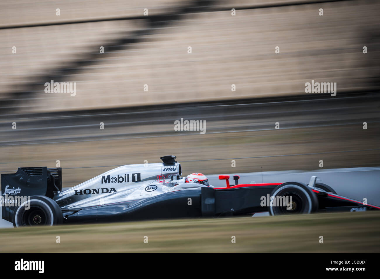 Montmelo, Catalogna, Spagna. Il 21 febbraio, 2015. JENSON BUTTON (GBR) aziona una McLaren durante il giorno 03 di Formula Uno test pre-stagione sul Circuito de Catalunya di Barcellona © Matthias Oesterle/ZUMA filo/ZUMAPRESS.com/Alamy Live News Foto Stock