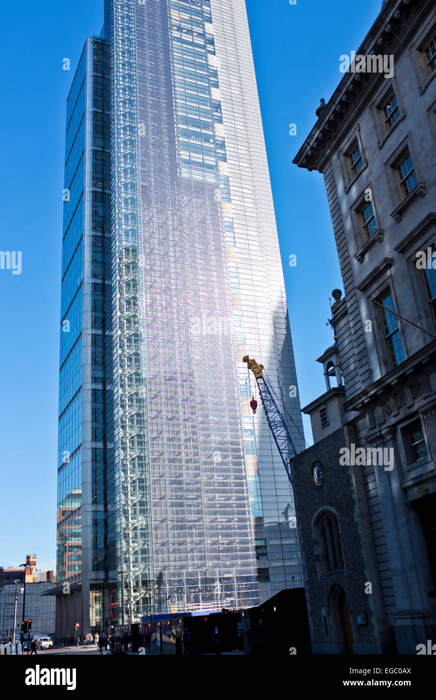 La torre di airone (ufficialmente 110 Bishopsgate) è un grattacielo commerciale a Londra.sorge a 230 metri (755 ft) di altezza,London EC3 Foto Stock