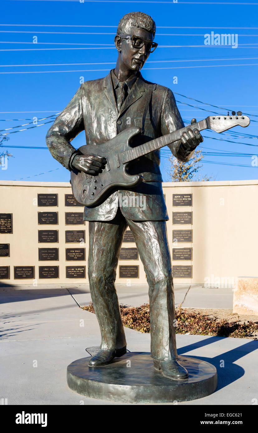 Statua di Buddy Holly sulla Walk of Fame a Lubbock, Texas, Stati Uniti d'America Foto Stock