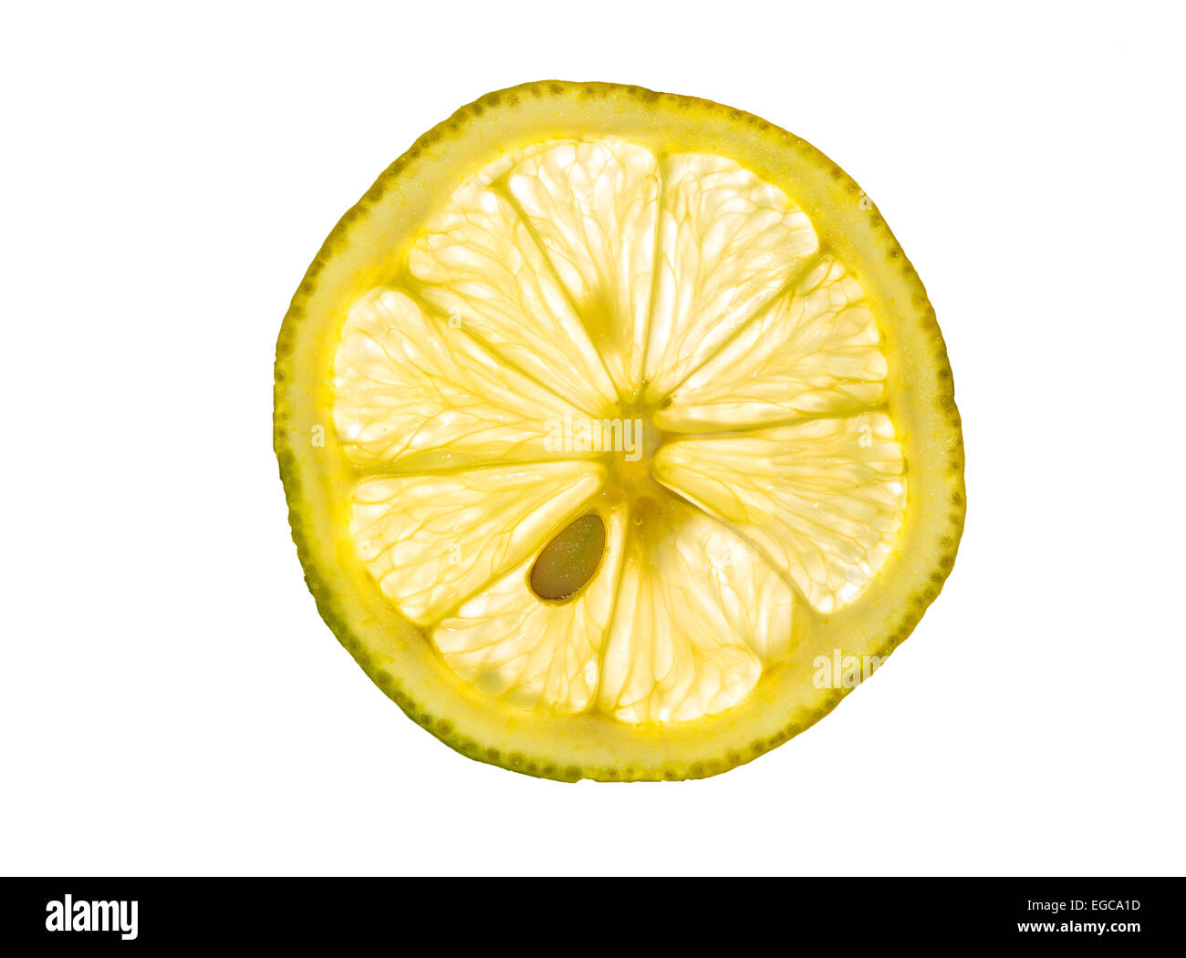 Fettina di limone e le sementi isolati su sfondo bianco retro illuminato Foto Stock