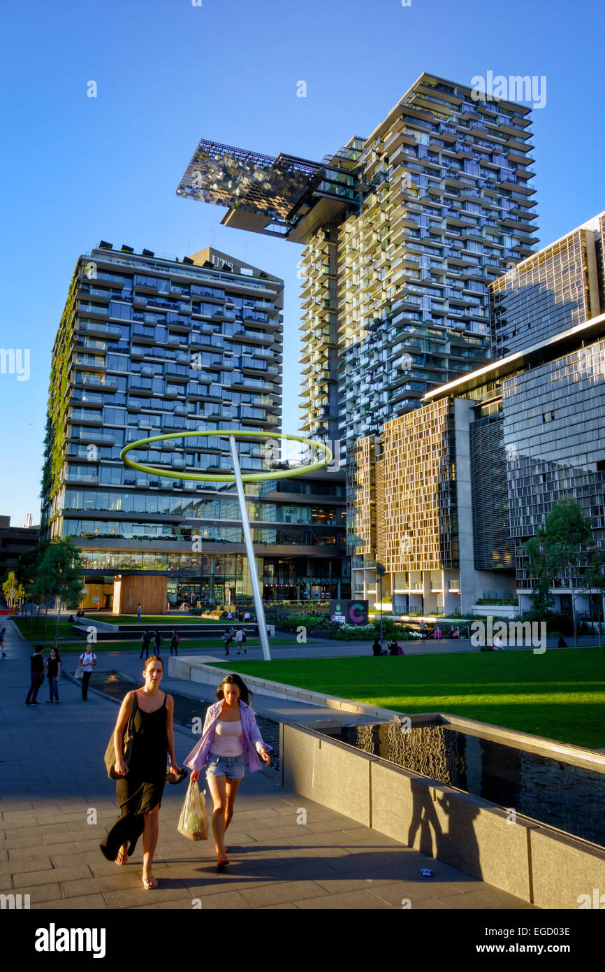 Un parco centrale, parte di un grande rinnovamento urbano progetto nel sobborgo di Sydney di Chippendale chiamato Central Park. Foto Stock