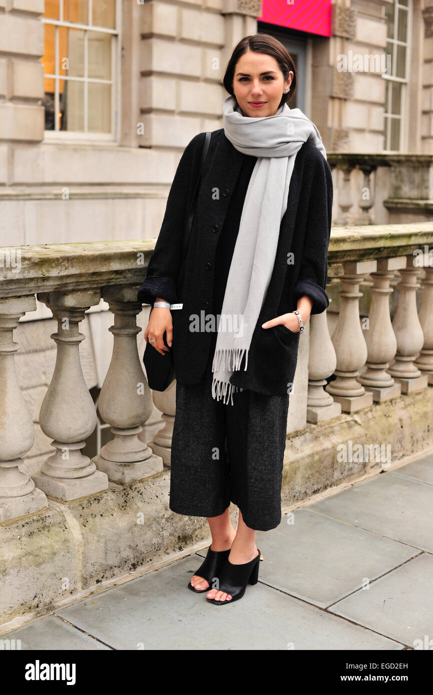 Laura Vann frequentando la London Fashion Week - Feb 20, 2015 - Foto: Pista Manhattan/Celine Gaille Foto Stock