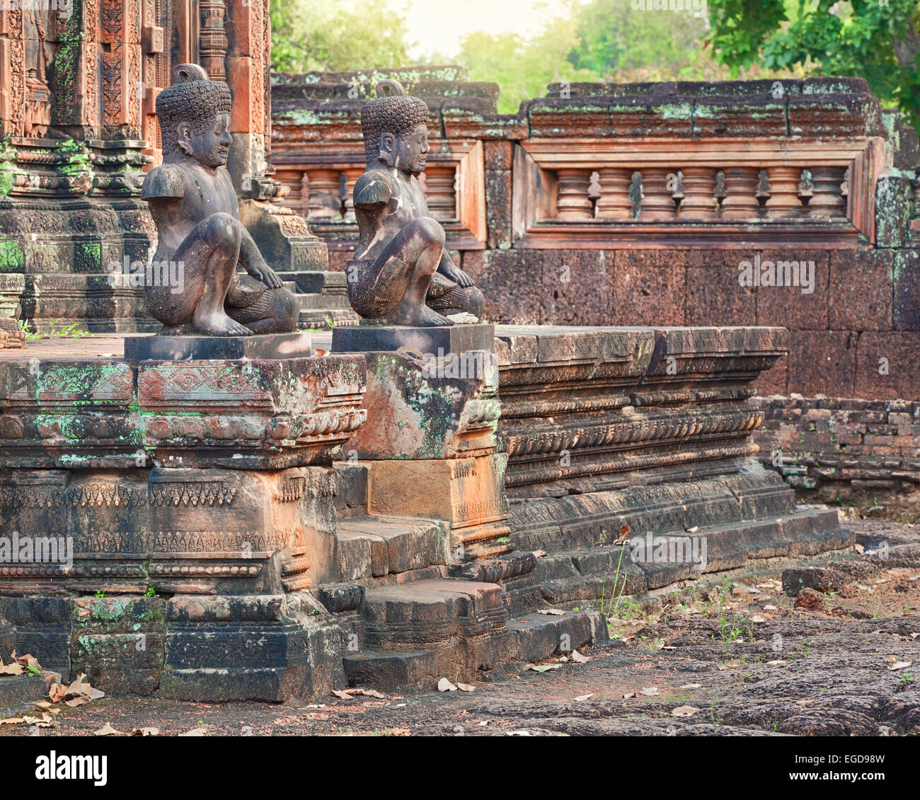 Il Banteay Srei temple Dvarapala statue, Cambogia Foto Stock