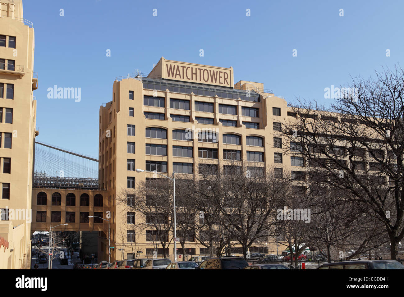 La sede internazionale del Jehova i suoi testimoni a 30 Columbia Heights a Brooklyn Heights, New York Foto Stock