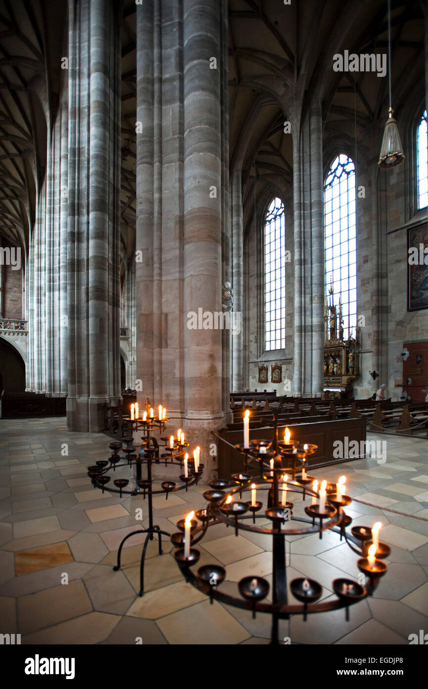 Interno del Duomo di San Giorgio, Dinkelsbuehl, Franconia, Baviera, Germania Foto Stock