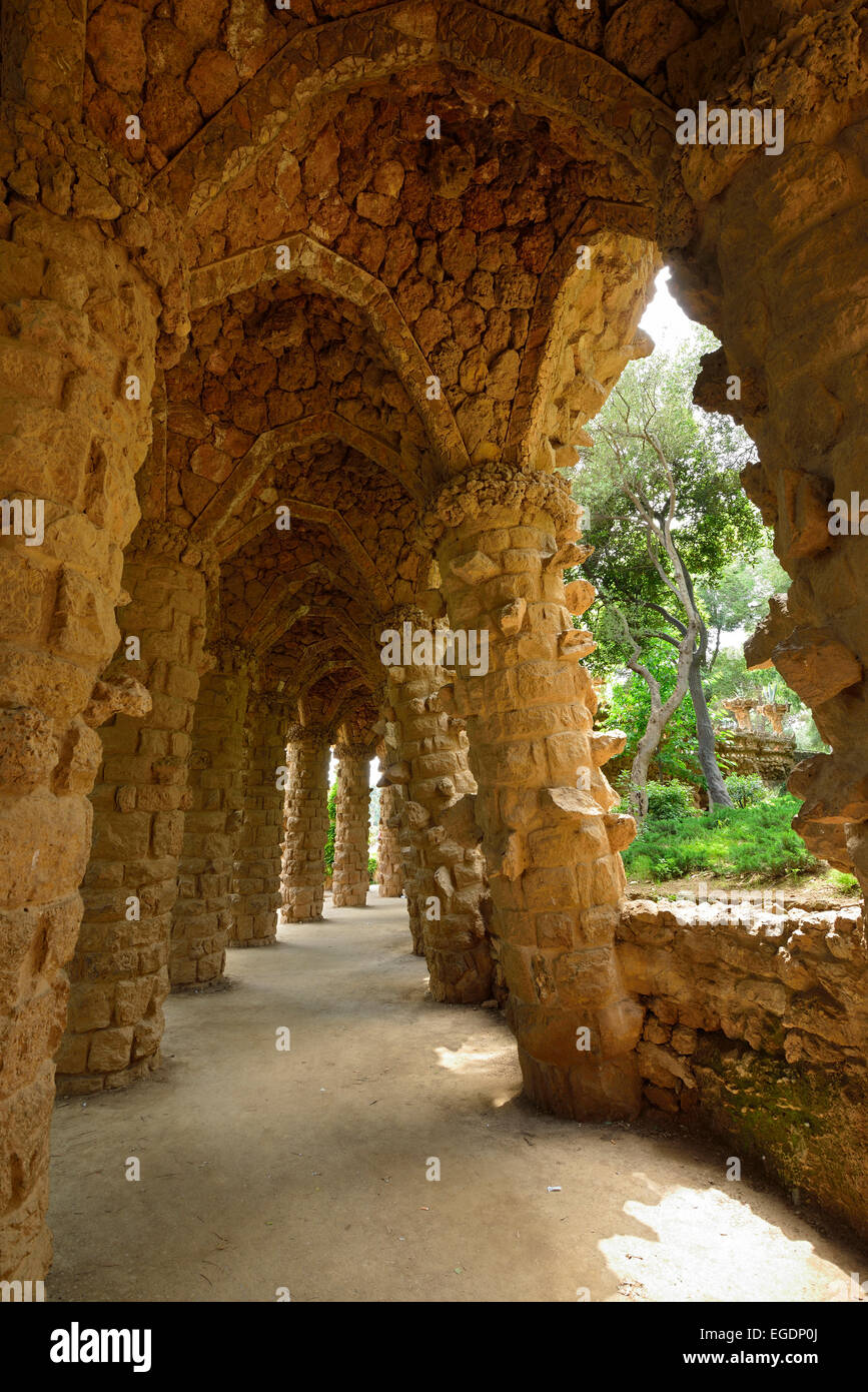 Parco Guell, architetto Antoni Gaudi, Sito Patrimonio Mondiale dell'Unesco Parco Guell, Catalano architettura modernista, Art Nouveau, Barcellona, in Catalogna, Spagna Foto Stock