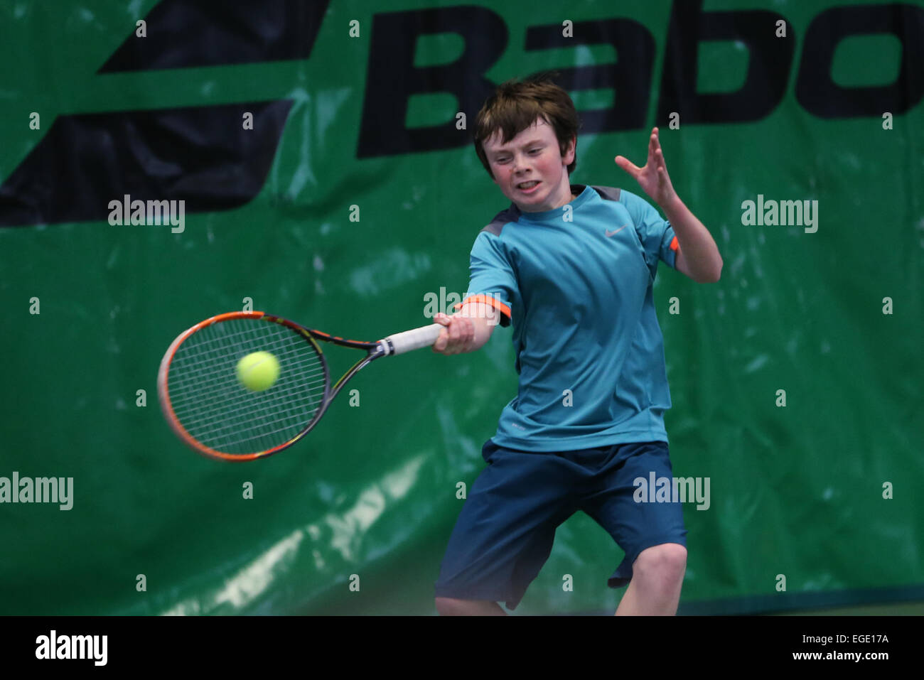 Bretang, Francia. Il 22 febbraio, 2015. Aprire il Super 12- Agricole  campionessa di tennis finali per ragazzi e ragazze di età compresa tra i  11-12 anni. Jack Jones Pinnington (GBR) che ha