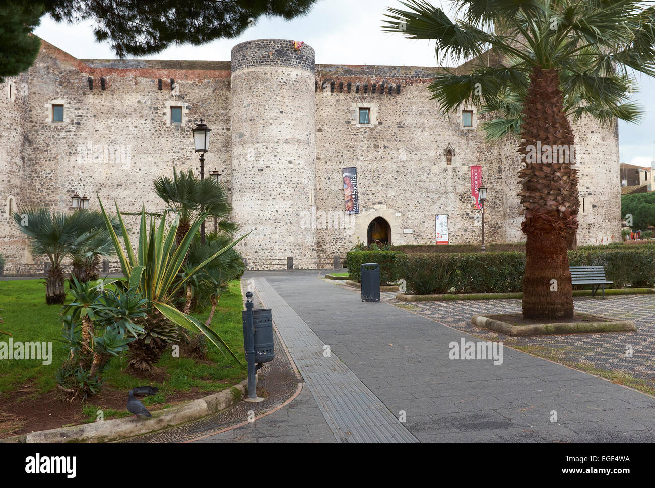 Castello Ursino, Catania, Sicilia, Italia. Turismo italiano, viaggi e meta di vacanza. Foto Stock
