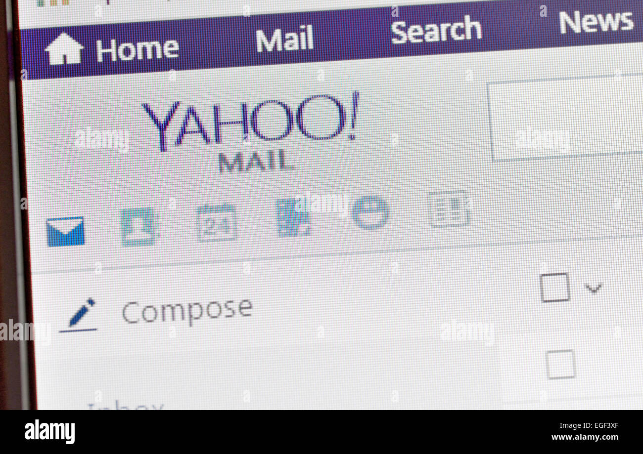 Galati, Romania, febbraio 24, 2015: Close up di Yahoo home page su uno schermo del notebook Foto Stock