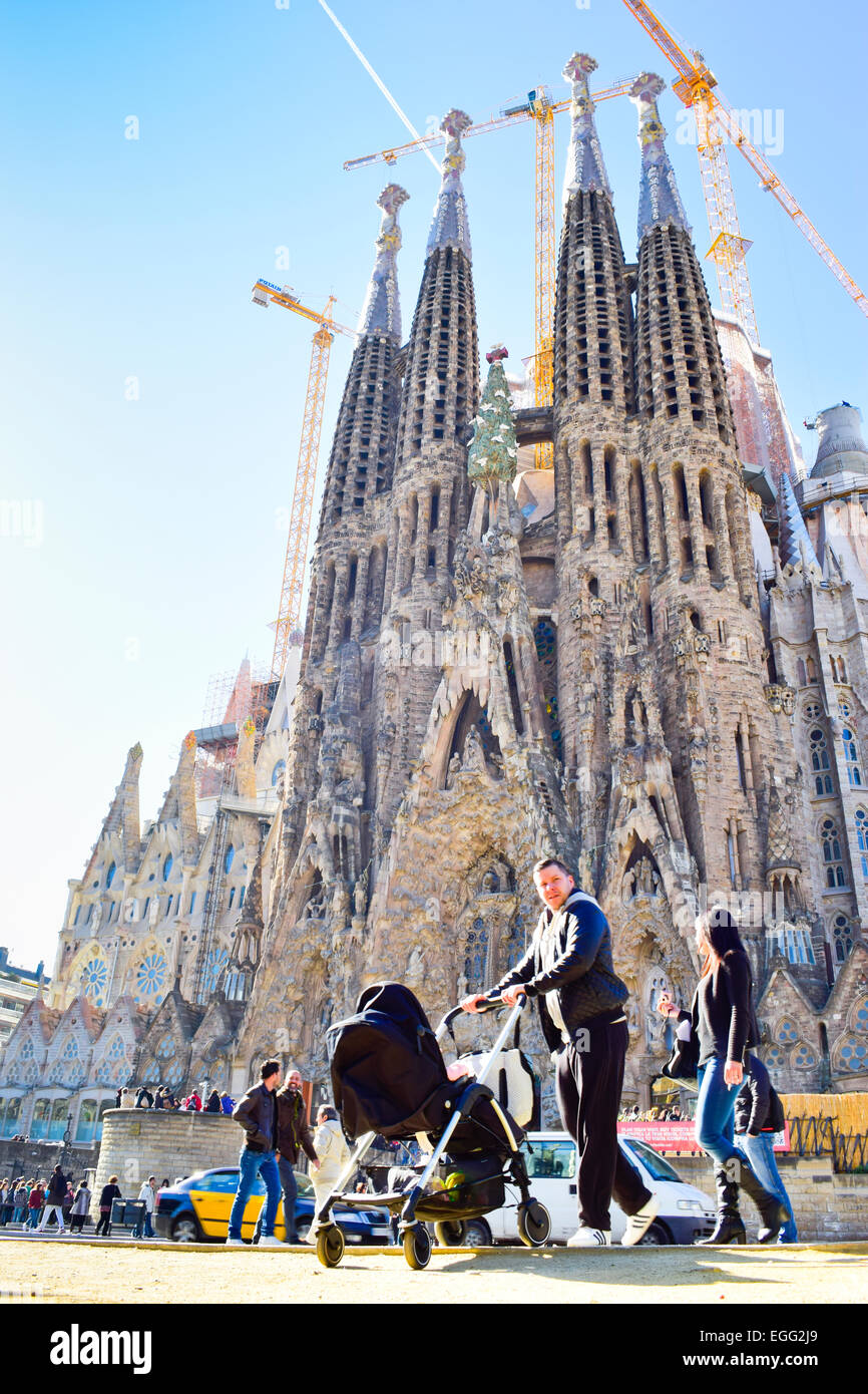 La Sagrada familia progettata da Antoni Gaudi architetto. Barcellona, in Catalogna, Spagna. Foto Stock