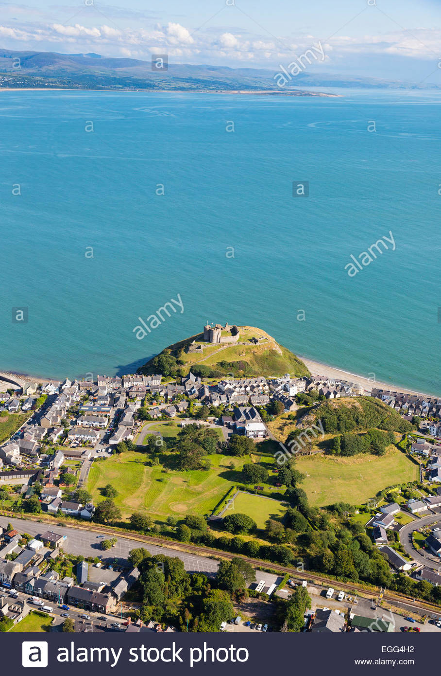 Fotografia aerea di Criccieth Castle, Gwynedd, il Galles del Nord Foto Stock