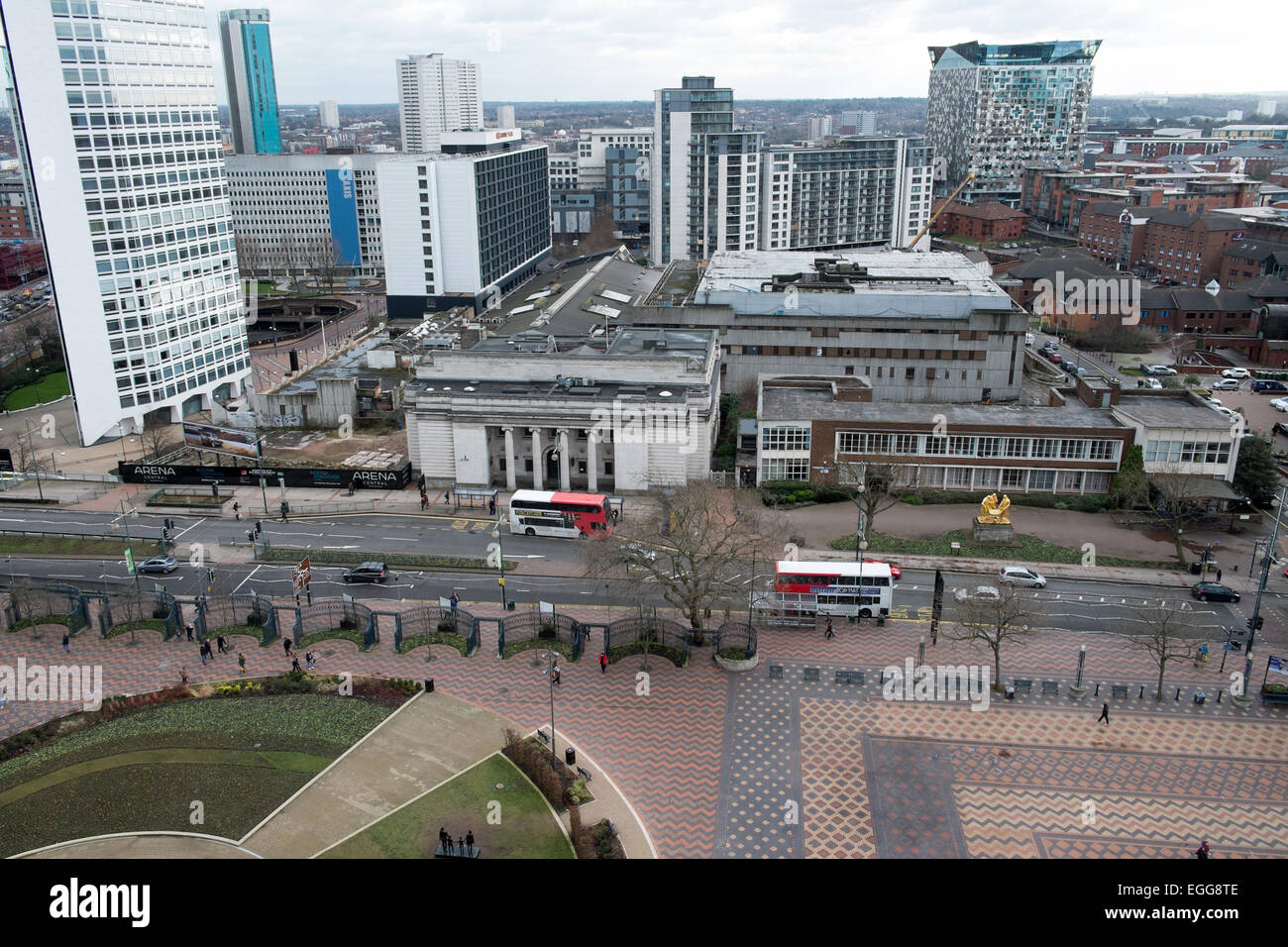 Una vista del centro cittadino di Birmingham dalla Biblioteca centrale di Birmingham Foto Stock