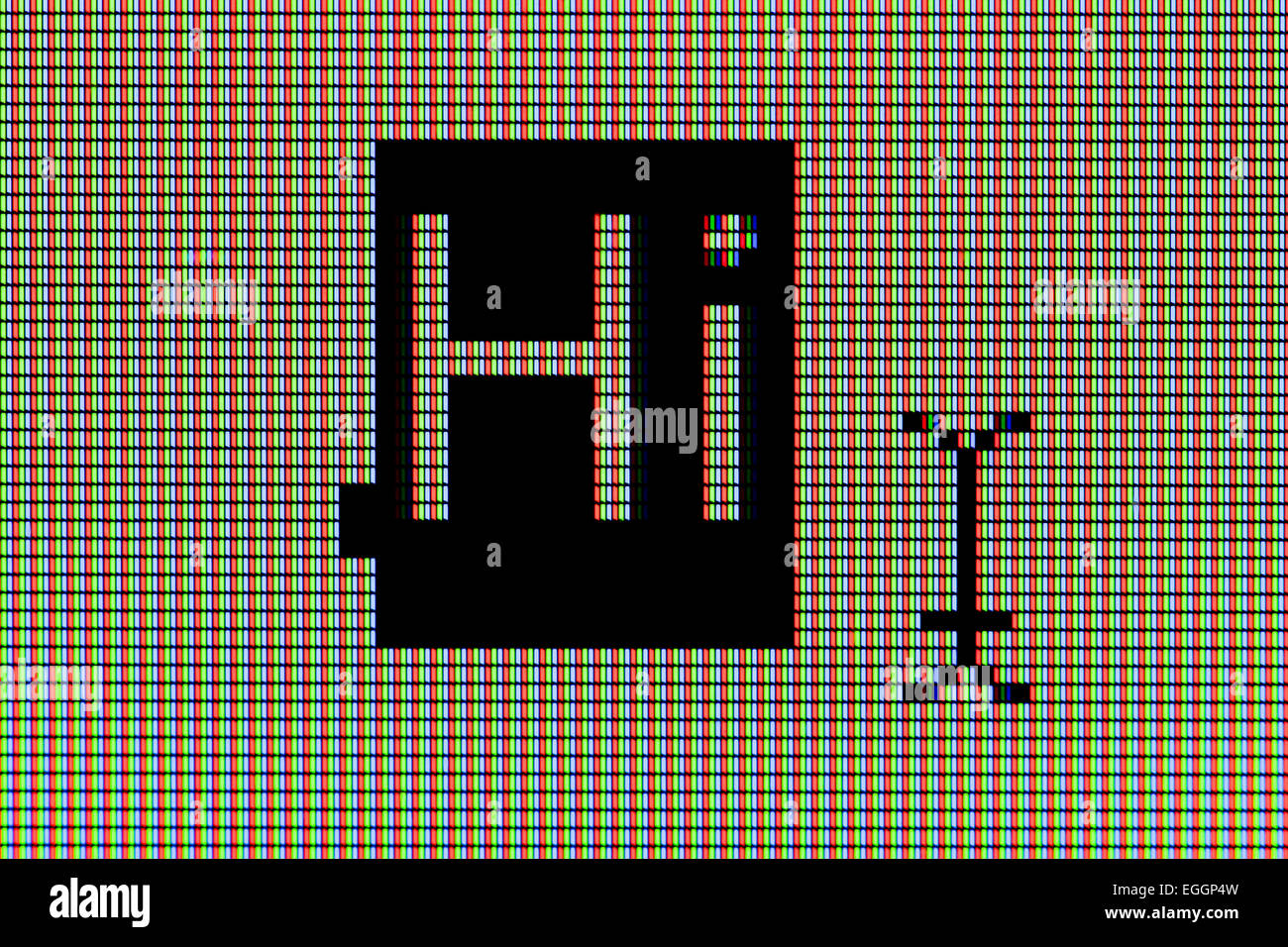 Primo piano della parola "Hi" sul display a cristalli liquidi dello schermo del computer Foto Stock