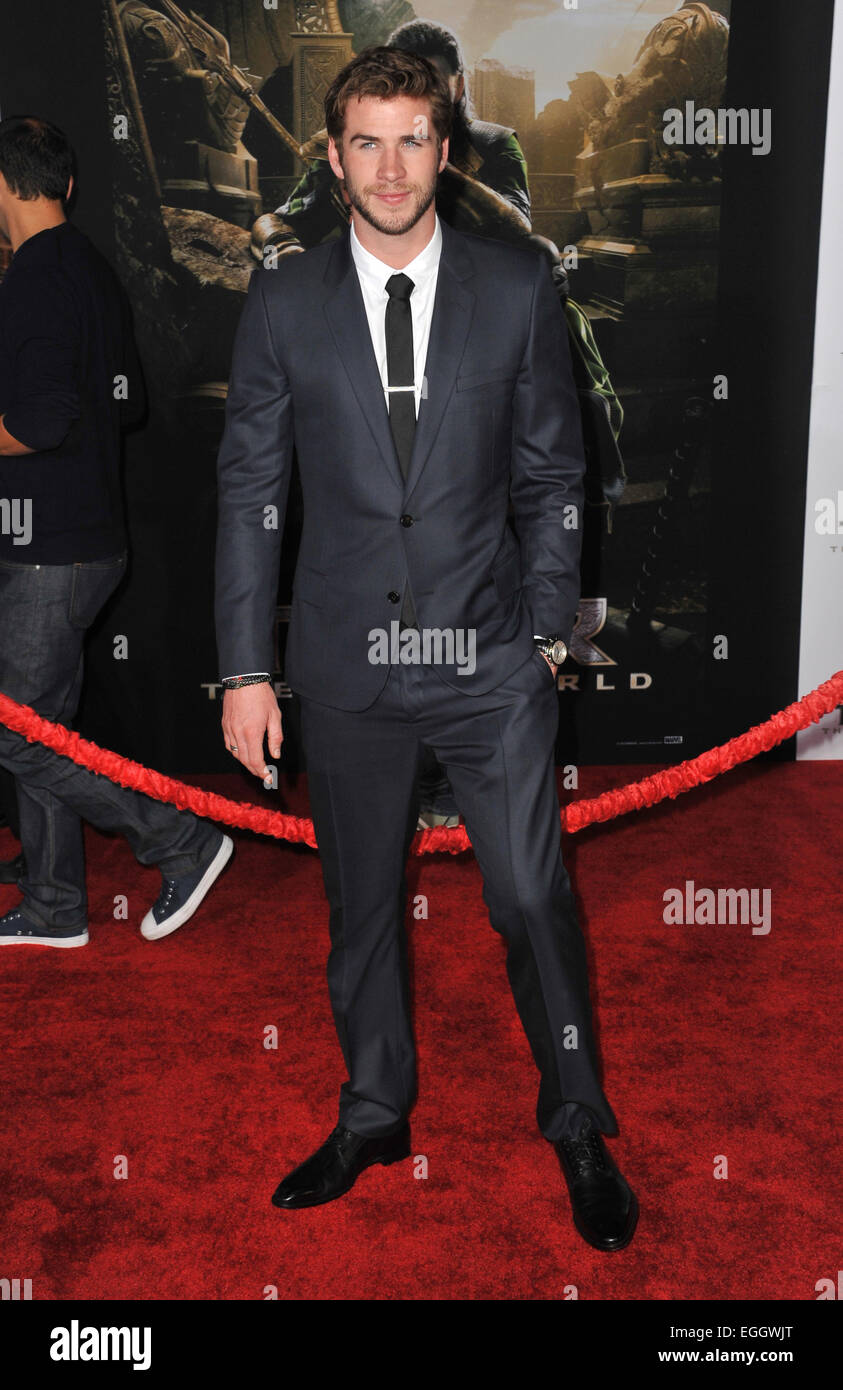 LOS ANGELES, CA - 4 Novembre 2013: Liam Hemsworth a noi premiere di 'Thor: il mondo oscuro' al El Capitan Theater di Hollywood. Foto Stock