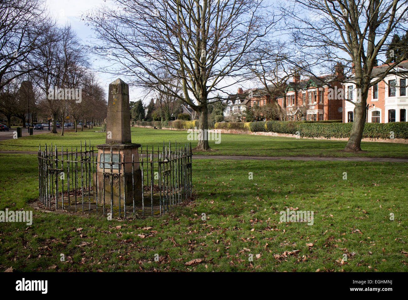 Monumento di pietra in Binley Road, Binley, Coventry, West Midlands, England, Regno Unito Foto Stock