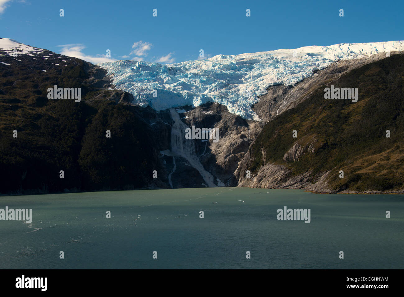 Romancio Glacier ramo settentrionale del Canale di Beagle il Cile con la Cordillera Darwin come sfondo Foto Stock