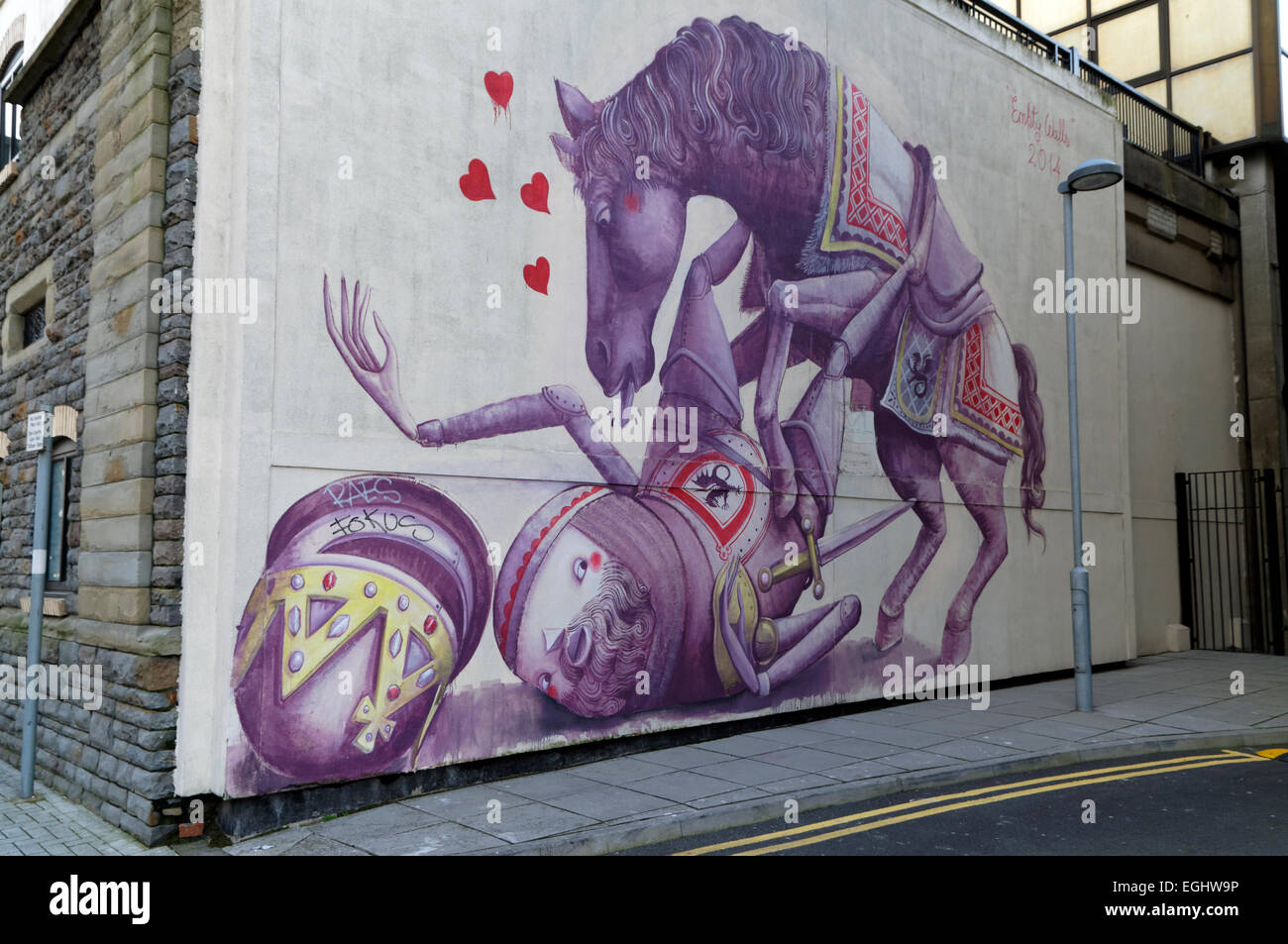 Ama il tuo Master' Graffiti parte del vuoto progetto pareti, Cardiff, Galles, UK. Foto Stock