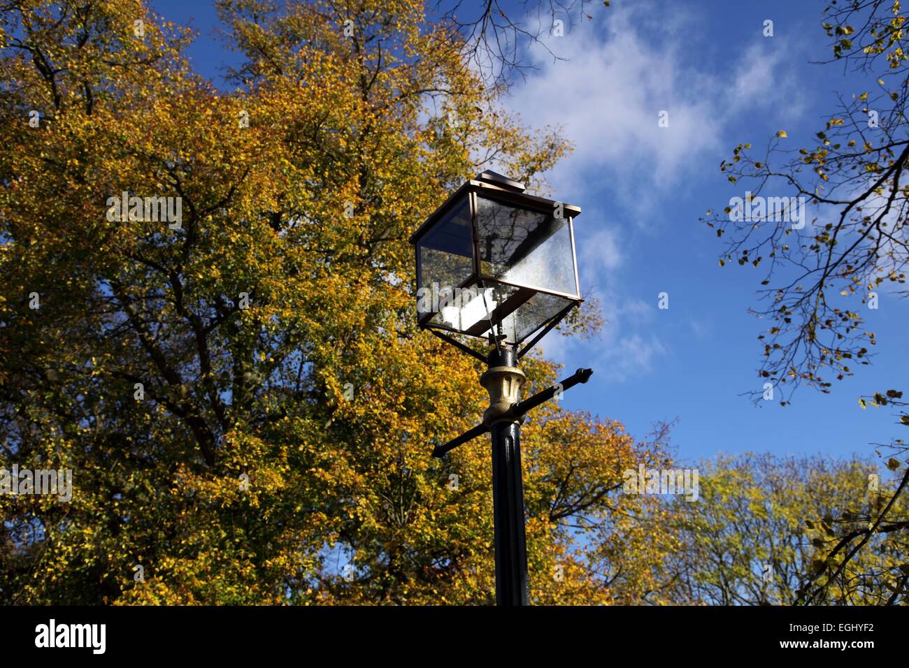 Replica luci a gas, lanterne a gas, convertito per uso elettrico in Great Malvern, Worcestershire Foto Stock