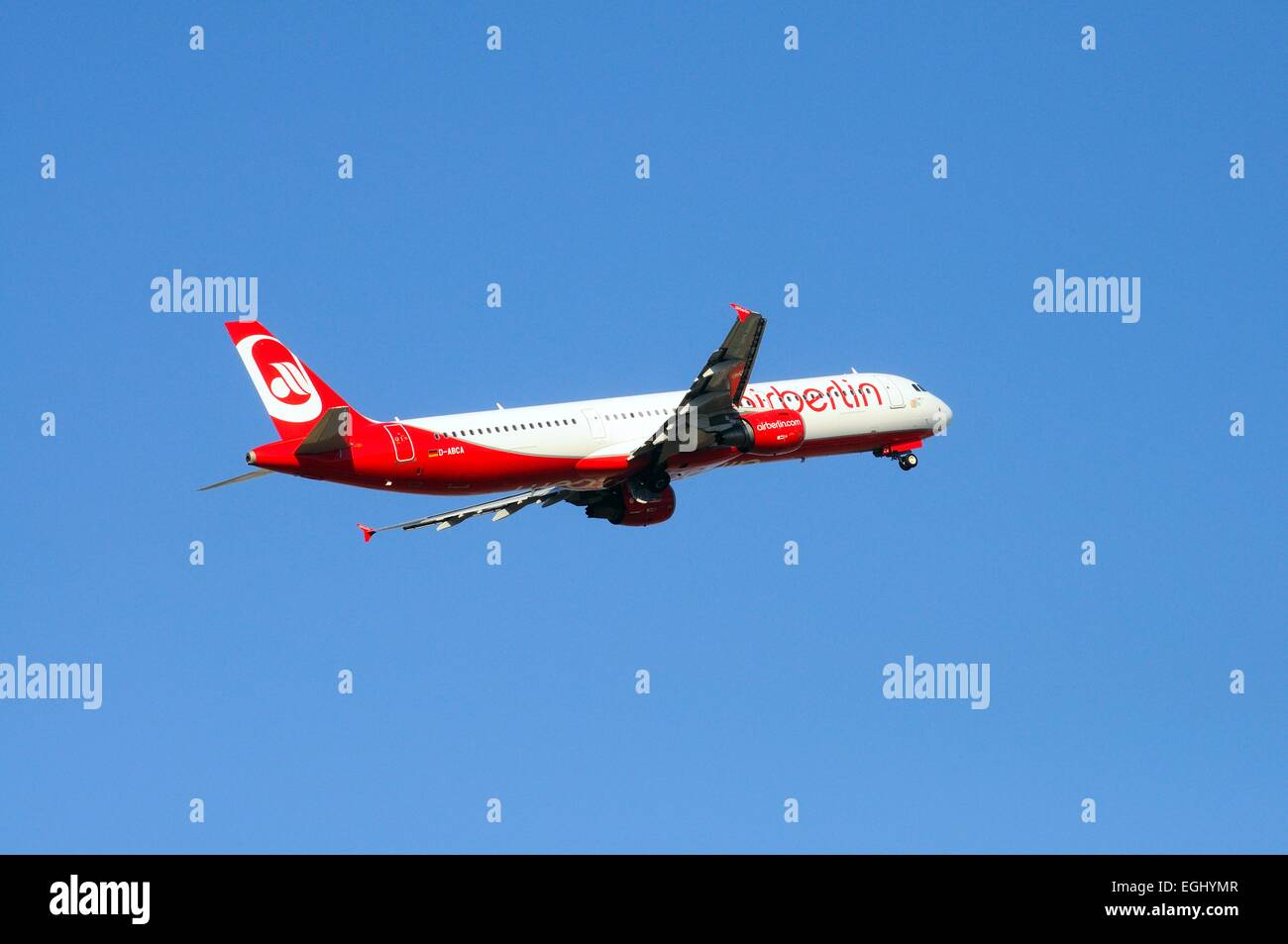 Air Berlin Airbus A-321 decollo dall'aeroporto. Foto Stock