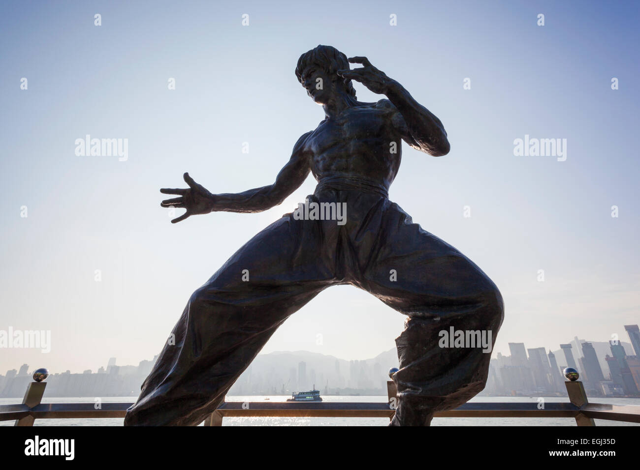 Cina, Hong Kong Kowloon, Tsim Sha Tsui, Viale delle Stelle, Bruce Lee statua Foto Stock