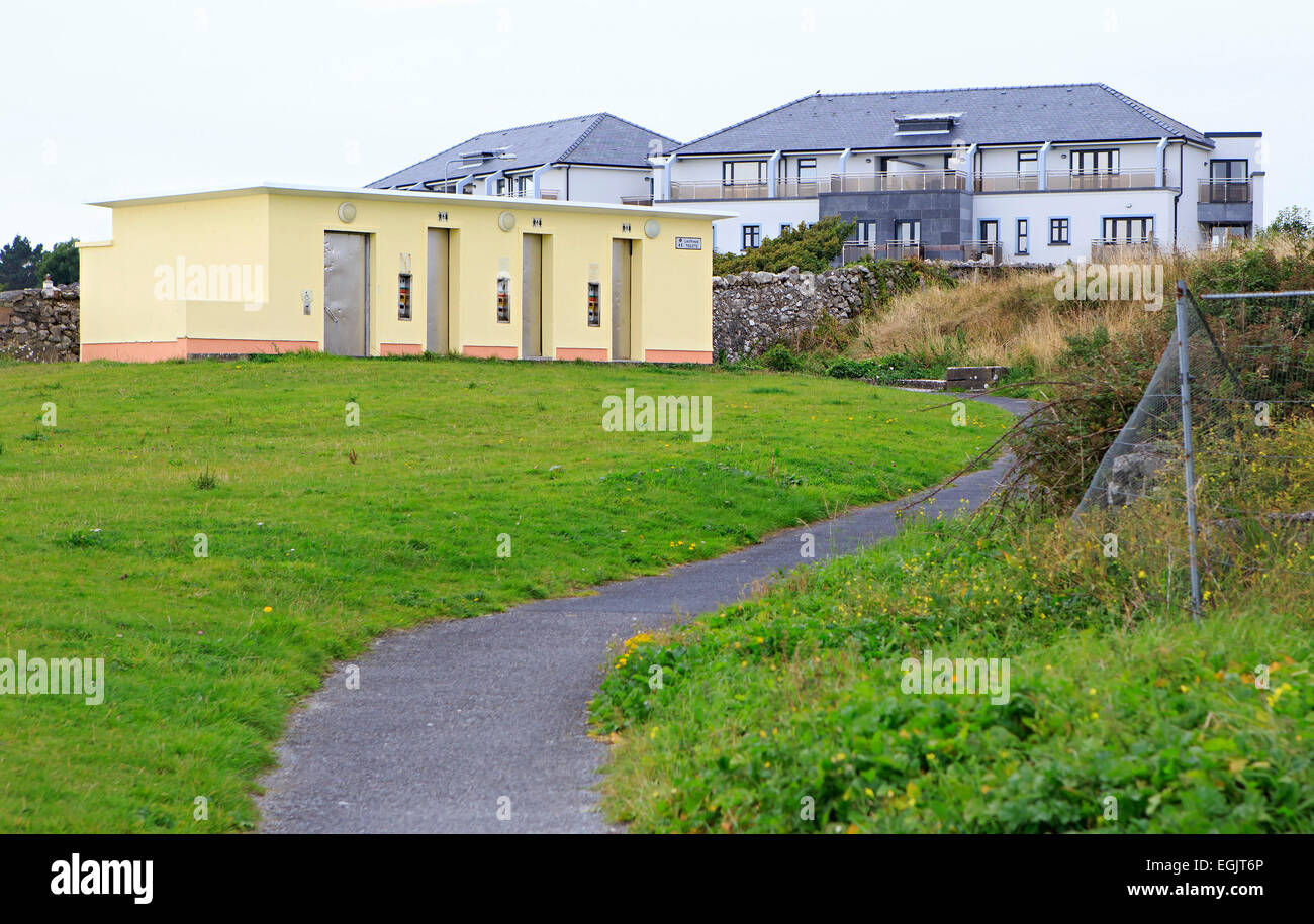 Pagato per toilette automatico nella città di Galway. Foto Stock