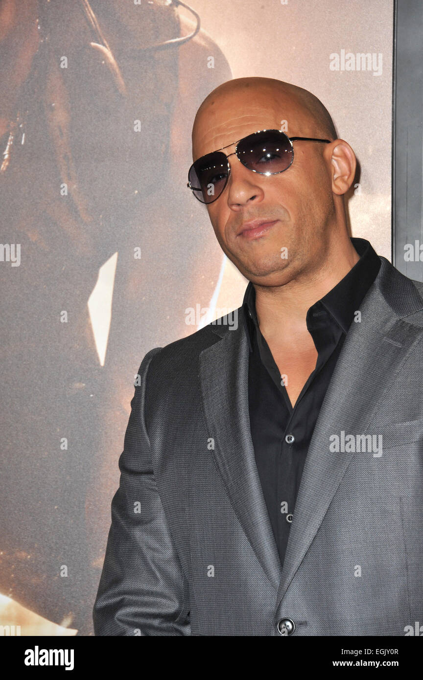 LOS ANGELES, CA - Agosto 28, 2013: Vin Diesel a la premiere mondiale del  suo film 'Riddick' al Regency Village Theatre, Westwood Foto stock - Alamy