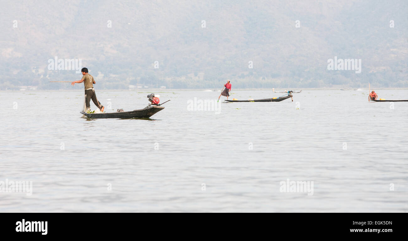 Famoso,famosa gamba rematori di pesca sul Lago Inle,Birmania,Myanmar, Foto Stock