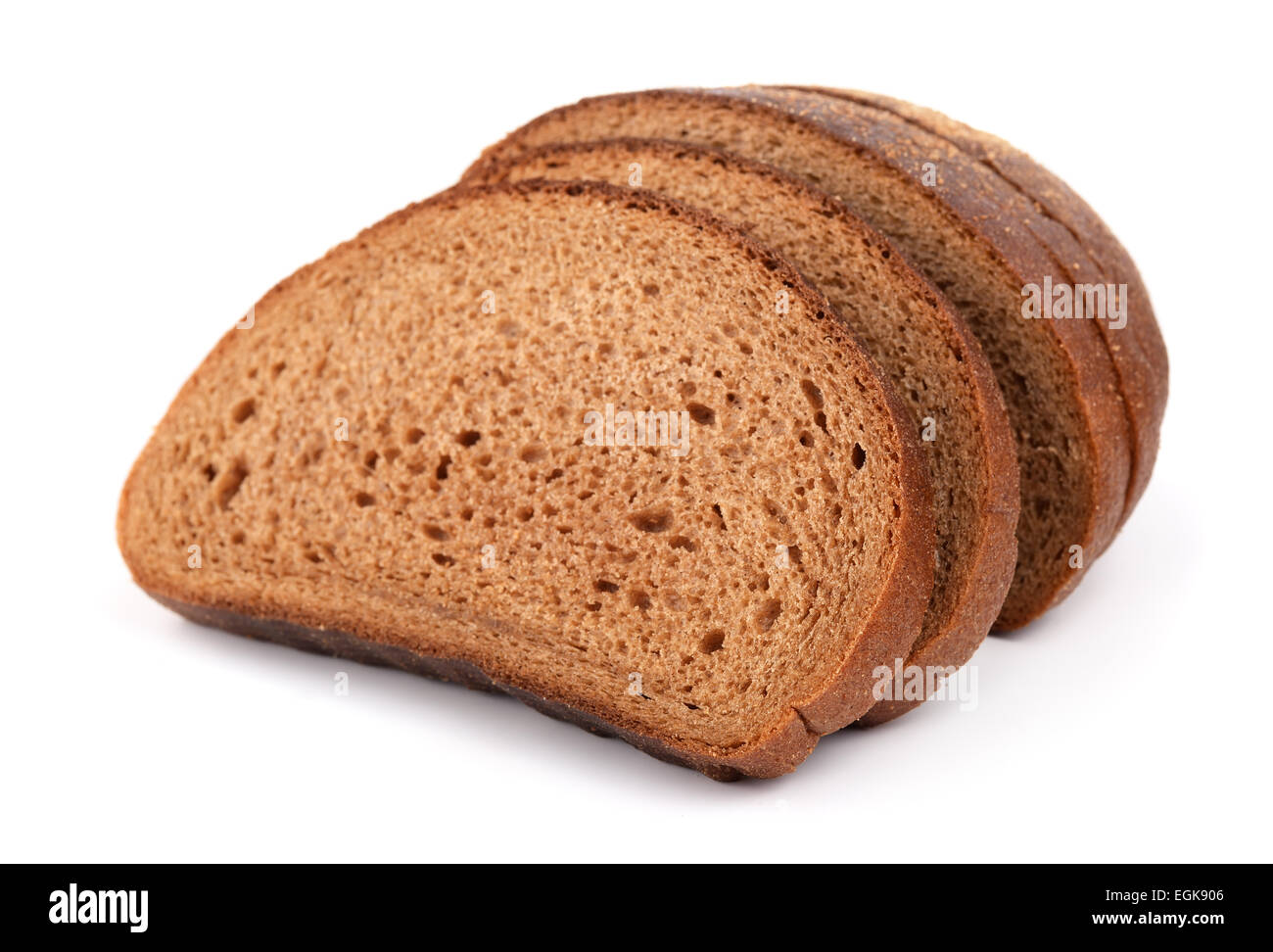 Fette di pane di segale isolato su bianco Foto Stock
