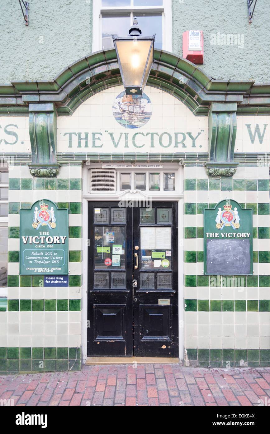 Il Pub Victory a Brighton Regno Unito che mostra la porta, segno e dettagli architettonici. Foto Stock