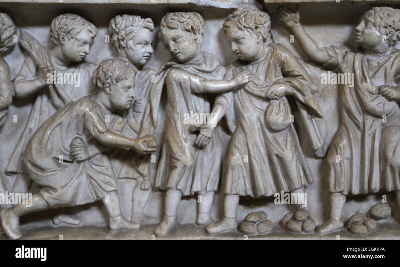 Epoca romana. Sarcofago di un bambino. Il marmo. 3° cent. Annuncio. Da Via Appia. Roma. Musei Vaticani. Museo Pio-Clementine. Foto Stock