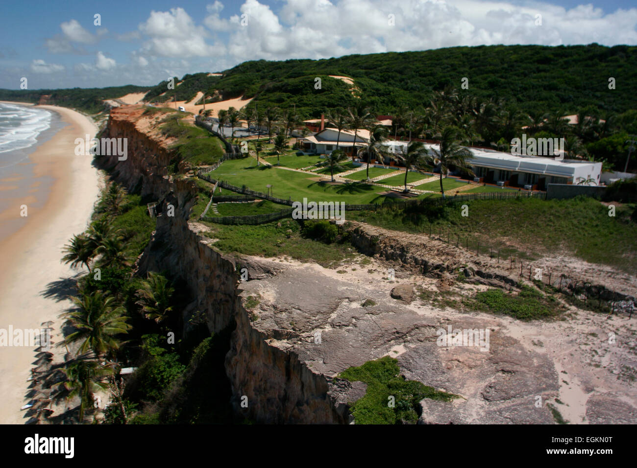 Foto aerea del brasiliano in cima alla scogliera, hotel vicino a Pipa Foto Stock