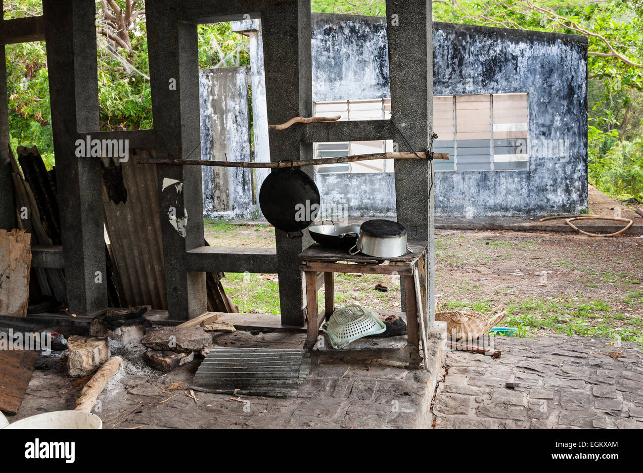 Ex re Sihanouk's mansion sulla sommità della collina in Kep, Cambogia. Foto Stock
