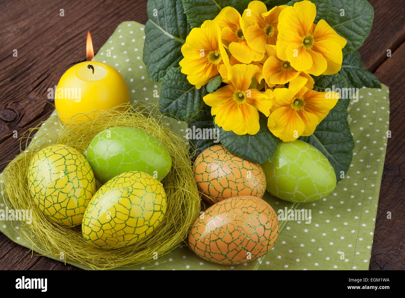 Decorazione di pasqua verde colore giallo Foto Stock