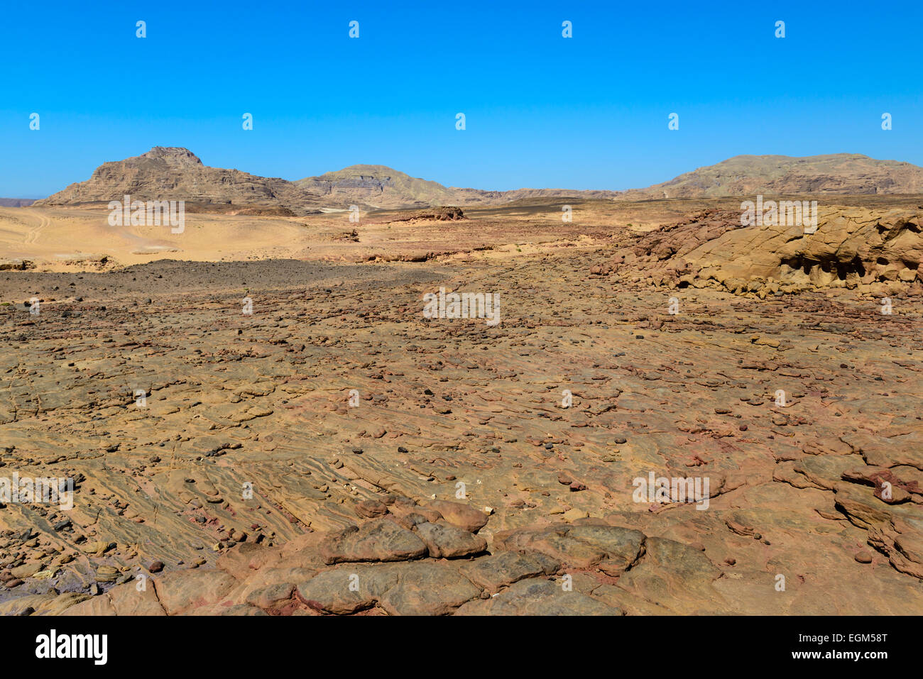 Ingresso al Canyon Colorato in Sinai, Egitto. Canyon Colorato è una formazione rocciosa ed essiccato riverbed sulla penisola del Sinai in Egitto Foto Stock