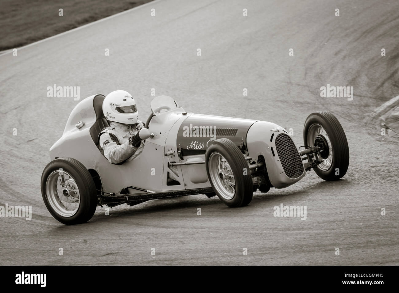 1932 Austin 7 speciali con driver Christian Pedersen, 2014 Vintage Sports Car Festival, Snetterton, Norfolk, Regno Unito. Foto Stock