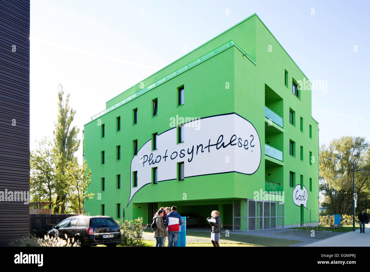 BIQ edificio residenziale con facciata di fotosintesi per la produzione di energia, alghe Building, Edificio internazionale Foto Stock